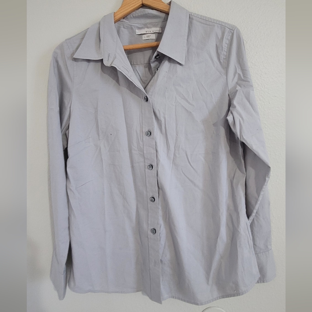Womens Gray Button-Up Shirt